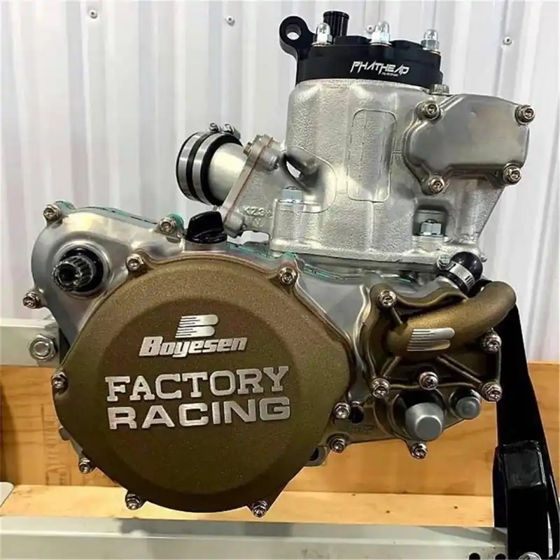 Boyesen Factory Kupplungsdeckel Honda CR 250/500 87-01 Magnesium Markenware